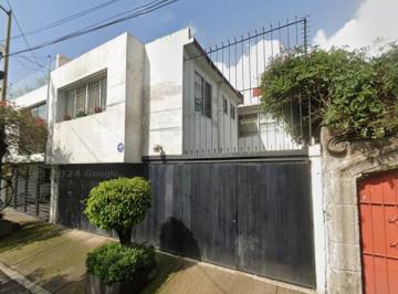 Casa de 4 habitaciones, Coyoacán · Casa en Remate en Romero de Terreros Coyoacan