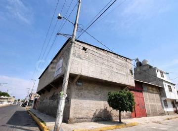 Casa · 200m² · 4 Recámaras · 1 Estacionamiento · Propiedad en Obra Gris con Gran Amplitud y Posibilidades de Adaptación