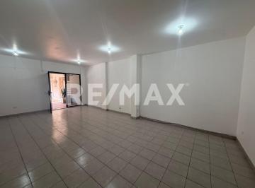 Local comercial · 89m² · 1 Estacionamiento · Local en Renta de 89.3 m², en Plaza Pueblo Amigo, Tijuana