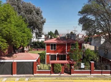 Casa de 4 habitaciones, Metepec · Casa en Venta, La Asunción, Metepec. Estado de México