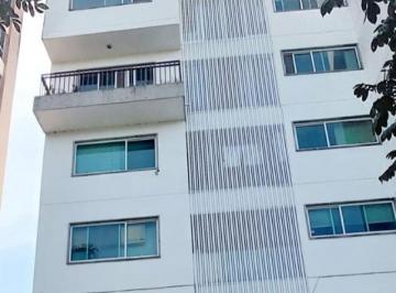 Departamento de 3 habitaciones, Irapuato · Departamento Al Lado del Club de Golf, de 205 m² con 3 Recámaras en Venta