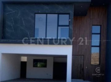 Casa · 335m² · 4 Recámaras · Casa en Venta en Bosque Real L, Chihuahua, Chih.