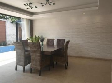 Casa · 476m² · 5 Recámaras · 3 Estacionamientos · Casa con Alberca Boca del Rio