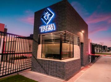 Casa de 3 habitaciones, San Luis Potosí · Casas en Venta en Privada Trezza Catara Villa de Pozos Muy Cerca del Eje 128 Alberca Gimnasio
