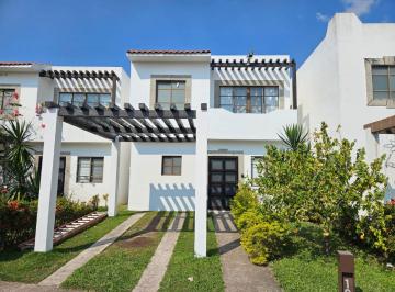 Casa de 3 habitaciones, Veracruz · Casa Amueblada de 3 Recámaras en Renta, Residencial Tabachines, Veracruz