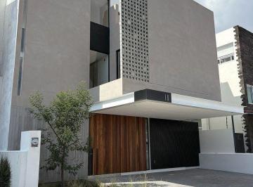 dbf8161caaa3010d8e3c1bd7ba2533ff872add26f28bdb26e315a87de4df3a16 · Casa en Venta en Zibata, Querétaro