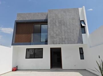 Casa · 166m² · 3 Recámaras · 2 Estacionamientos · Casa en Venta en Atlixco, Fracc Entre Alamedas