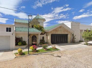 Casa de 4 habitaciones, Aguascalientes · Casa en Venta en Aguacalientes Aguascalientes Campestre