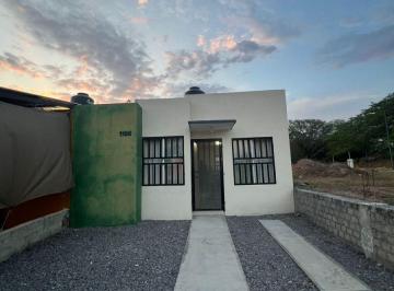 Casa de 2 habitaciones, Colima · Casa Barata en Venta en Puertas del Valle, 2 Recamaras 1 Baño en Colima