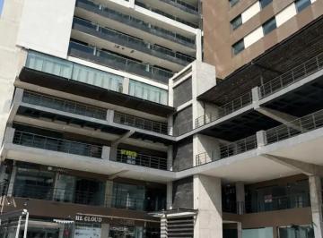 1 · Venta de Local Comercial en Distrito Tec / $8,626,800