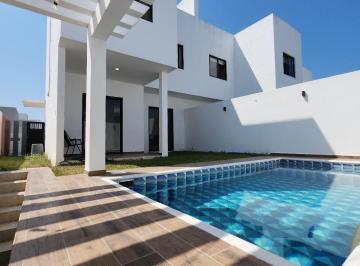Casa · 170m² · 3 Recámaras · Casa - Fraccionamiento Lomas de La Rioja