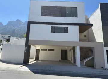 Casa · 340m² · 4 Recámaras · Casa en Venta, Puerta de Hierro, Monterrey, Nuevo León.
