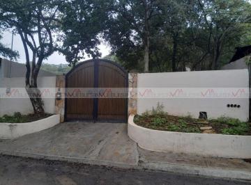 Rancho · 15m² · 1 Recámara · 4 Estacionamientos · Rancho en Venta en Santiago