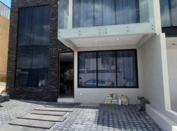 Casa en condominio de 3 habitaciones, El Marqués · Casa en Renta Amueblada en Capital Sur