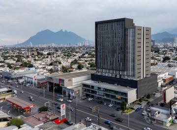 068f2c49178a03ad155aaad2002bf5b915ce15822f6b6e3e11489262807f2c55 · Local Comercial en Venta, Torre Luz, Mitras Centro, Monterrey, Nuevo León