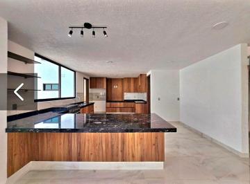 Casa en condominio · 341m² · 3 Recámaras · 4 Estacionamientos · Casa en Venta en Metepec