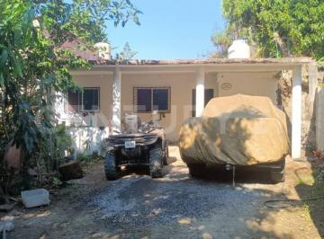 Casa · 100m² · 2 Recámaras · 2 Estacionamientos · Casa en Venta en Santiago