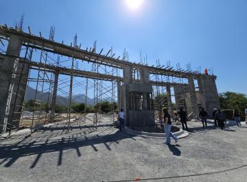 Terreno / Lote · 252m² · Terreno Residencial en Venta en Santiago N. L.