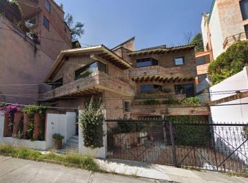 Casa de 5 habitaciones, Naucalpan de Juárez · Casa en Venta en Estado de Mexico Naucalpan Lomas de Tecamachalco