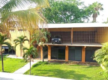 Casa de 4 habitaciones, Emiliano Zapata · Casa en Venta – Fracc. Burgos de Cuernavaca, Temixco
