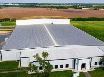Bodega comercial · 2800m² · 40 Estacionamientos · Bodega Industrial en Matamoros