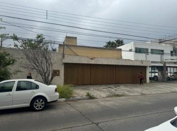 Casa en Venta de 2 habitaciones Chapalita Sur · Casa en Venta en Chapalita - 12 de Diciembre 217