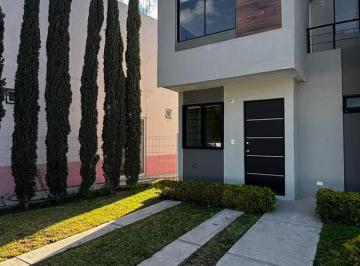 Casa · 95m² · 3 Recámaras · 2 Estacionamientos · Casa en Venta en Fraccionamiento Los Pilares