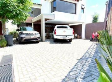 Casa en condominio de 3 habitaciones, Calimaya · Casa en Renta Fracc. Valle de Las Fuentes en Calimaya
