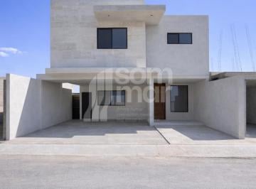Casa de 3 habitaciones, Saltillo · Casa en Venta en Hacienda El Milagro