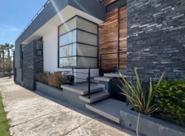 Casa de 4 habitaciones, León · Casa en Venta de 1 Planta en Porta Fontana León Guanajuato