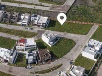 Terreno / Lote · 247m² · Terreno en Venta en Punta Tiburón