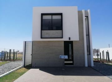 Casa de 4 habitaciones, San Francisco de los Romo · Casa en Venta en Aguascalientes en Coto Al Norte Casas Separadas con Pasillo Lateral