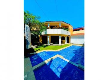 Casa de 3 habitaciones, Jiutepec · Venta Casa Junto Al Rio Cuernavaca