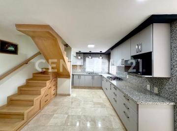 Departamento · 197m² · 4 Recámaras · 1 Estacionamiento · Penthouse Marina del Rey