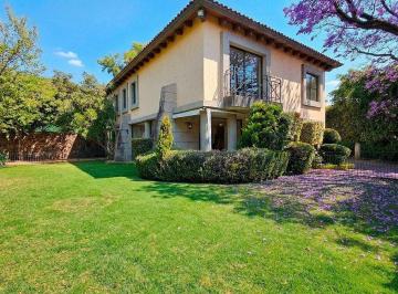 673a9d35464ed2c40f02efd19687f81904457002d8519f97d6065769ddc5136d · Casa en Condominio en Venta en Jardines del Pedregal