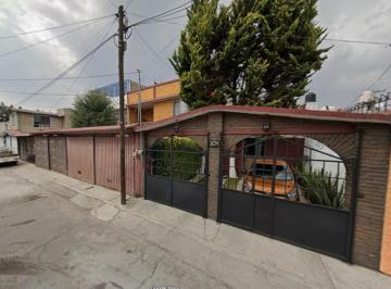 Casa de 2 habitaciones, Toluca · Casa en Venta en San Marcos Toluca