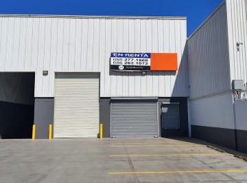 911b638116345e499fab6f9e52fcd83e1c397b25eda4a66bc2d4eba805a89ded · Bodega en Renta Sobre Rio Nuevo