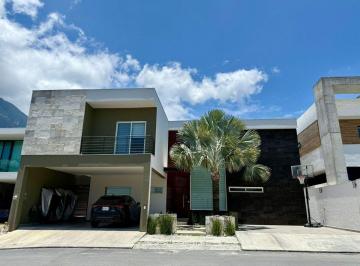 d94f783298d9d3117a38dc71b32e39810a357bc3b34188086ea729fae6b20099 · Casa en Venta en Sierra Alta 9° Sector