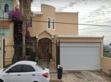 Casa de 3 habitaciones, Chihuahua · Casa en Venta Enjuan Bernardo 4332, Colla Cañada
