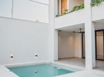 Casa · 392m² · 3 Recámaras · 2 Estacionamientos · Venta de Casa Nueva en Zona Dorada de Cuernavaca