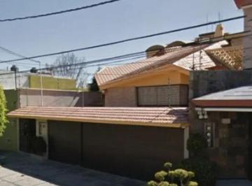 Casa de 4 habitaciones, Naucalpan de Juárez · Casa en Venta en Estado de Mexico Naucalpan Cuidad Satelite