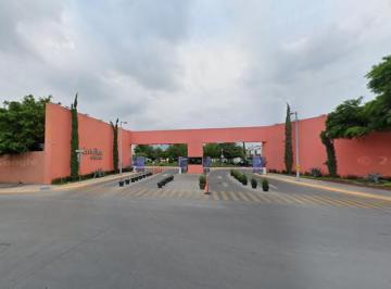 Casa en condominio de 4 habitaciones, Monterrey · Casa en Remate en Centrika Crisoles Monterrey