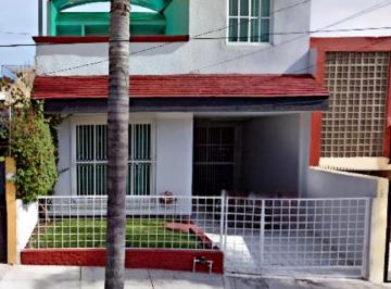 Casa de 3 habitaciones, Guadalajara · Casa en Venta en Jalisco Guadalajara Independencia