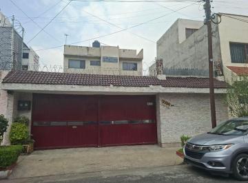 Casa de 4 habitaciones, Gustavo A. Madero · Casa en Venta a un Paso de Rio Consulado