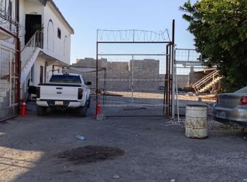 Terreno / Lote · 425m² · 2 Estacionamientos · Terreno en Renta en Sobre Periférico, Torreón, Coahuila.