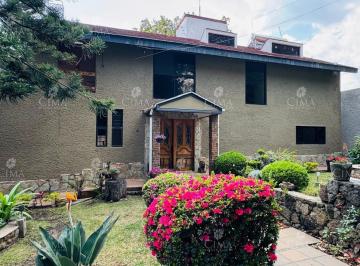 Casa · 345m² · 2 Recámaras · 2 Estacionamientos · Venta Casa en Colonia del Bosque
