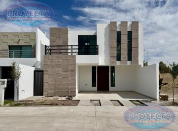 Casa · 200m² · 3 Recámaras · 2 Estacionamientos · Casa en Venta Frente Area Verde Cerca del Campestre, Frac. Veredas