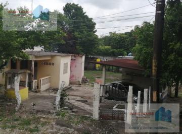 Casa · 137m² · 2 Recámaras · 2 Estacionamientos · Propiedad en Venta, Col. Tierra Blanca El Viejo; T. Blanca, Ver.