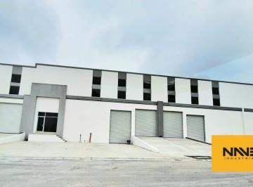 Bodega comercial · 1600m² · 8 Estacionamientos · Bodega en Renta en Apodaca