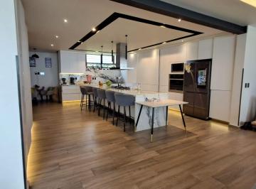 Casa en condominio de 4 habitaciones, Tlalpan · Casa Inteligente en Fuentes del Pedregal